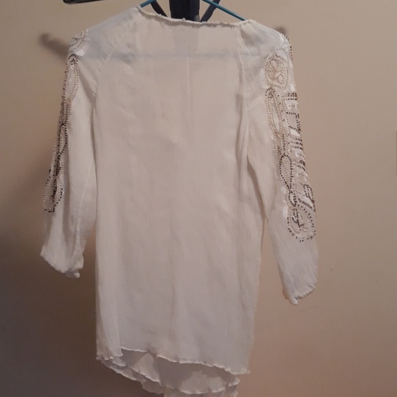 Top - Picture 2 of 2